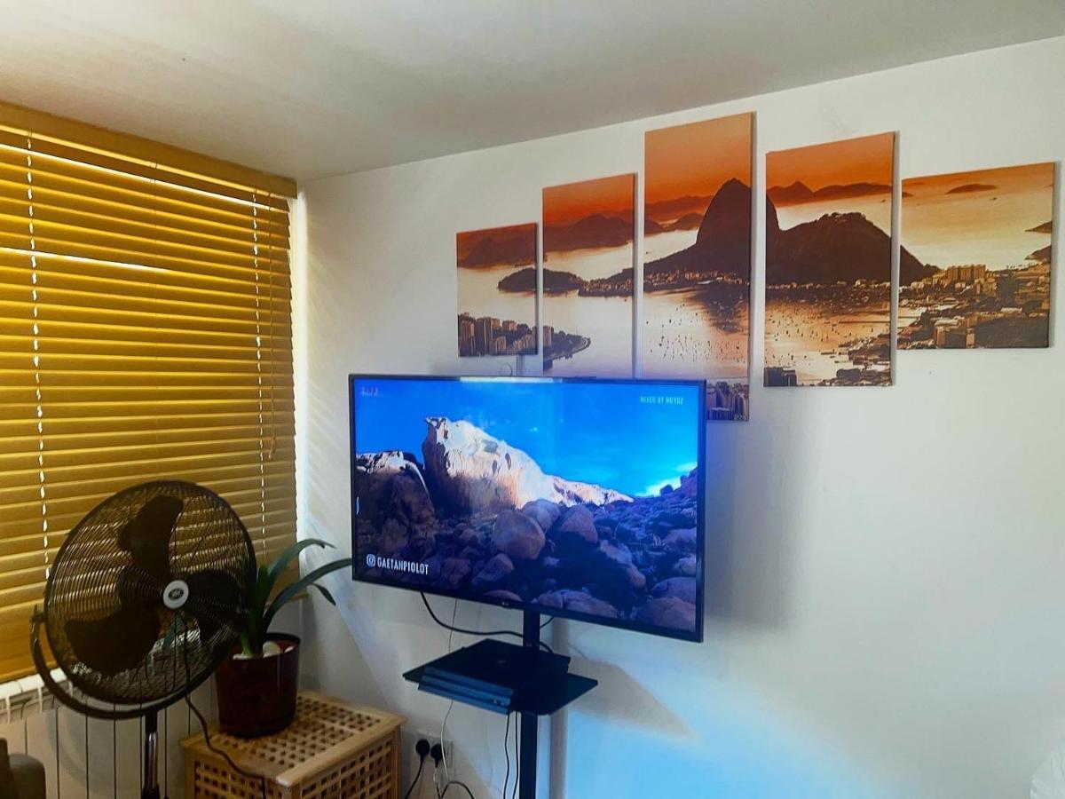 Garden Beautiful Cozy Flat , Recent Decorated. Apartamento Londres Exterior foto